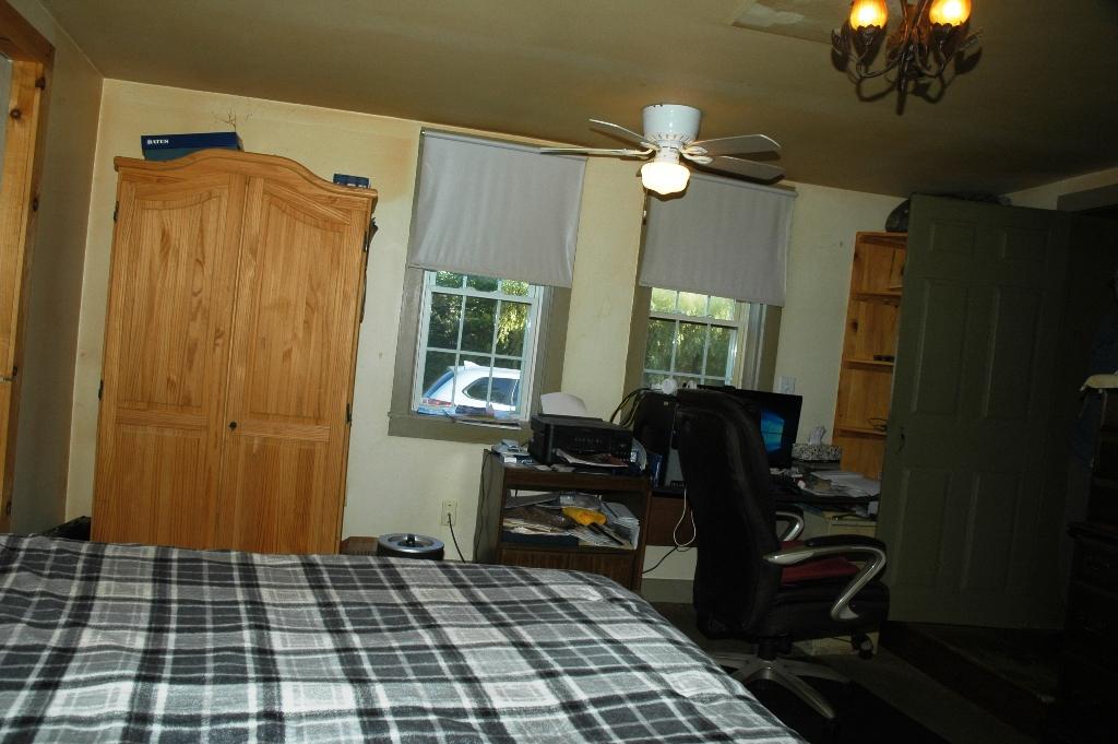 91 Old County Road Madison, ME 04950 - Photo 11 of 42 Masterbed room