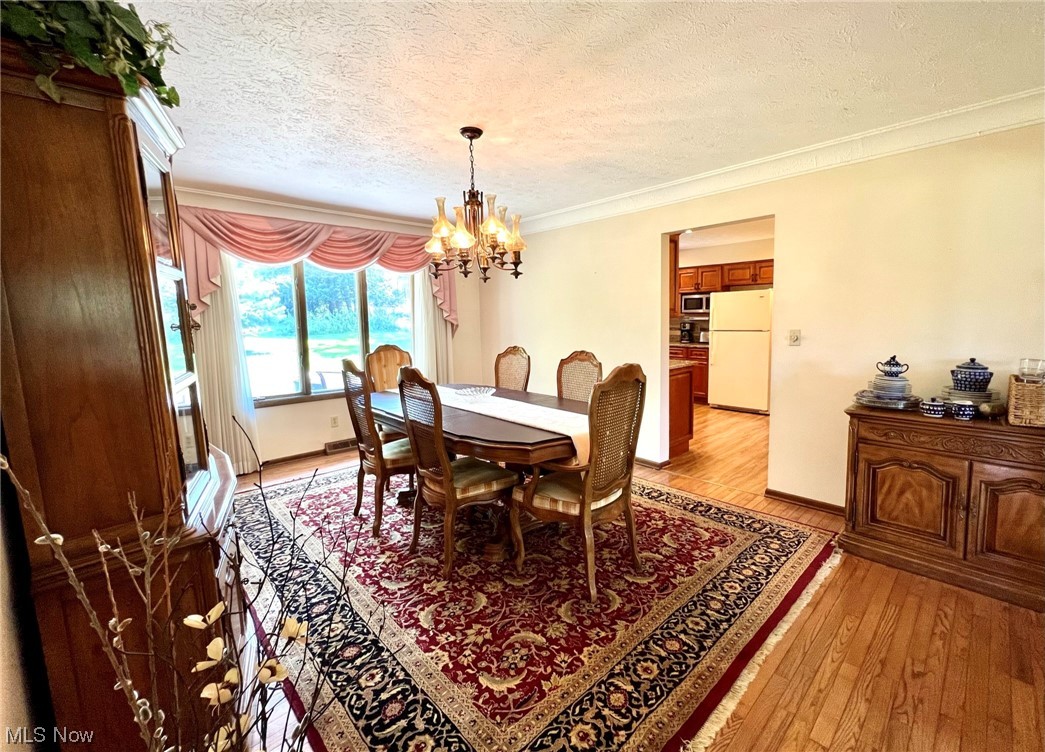 3001 Dentzler Road Parma, OH 44134 - Photo 7 of 35