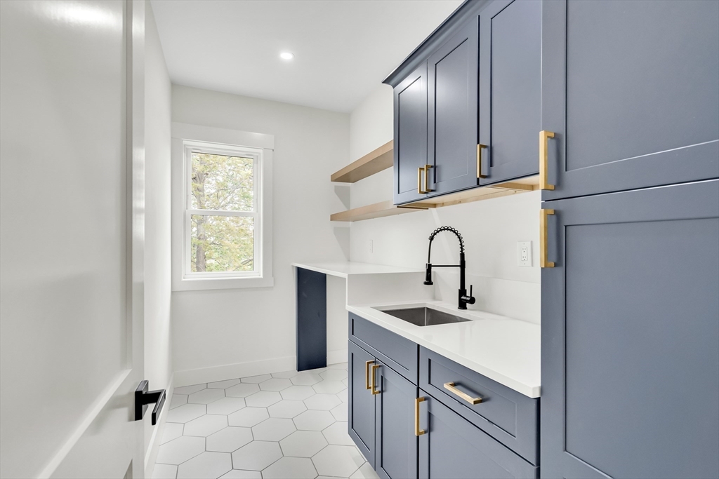 4 Great Rock Road Lexington, MA 02421 - Photo 32 of 42