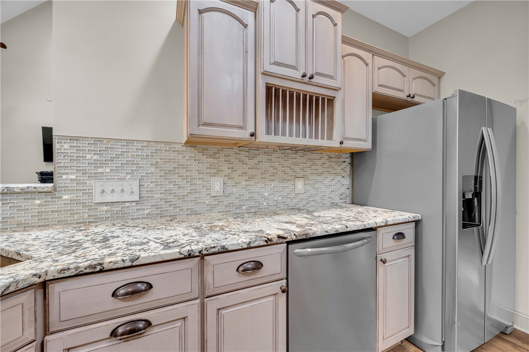 189 Beaver Lake Road West Union, SC 29696 - Photo 8 of 50