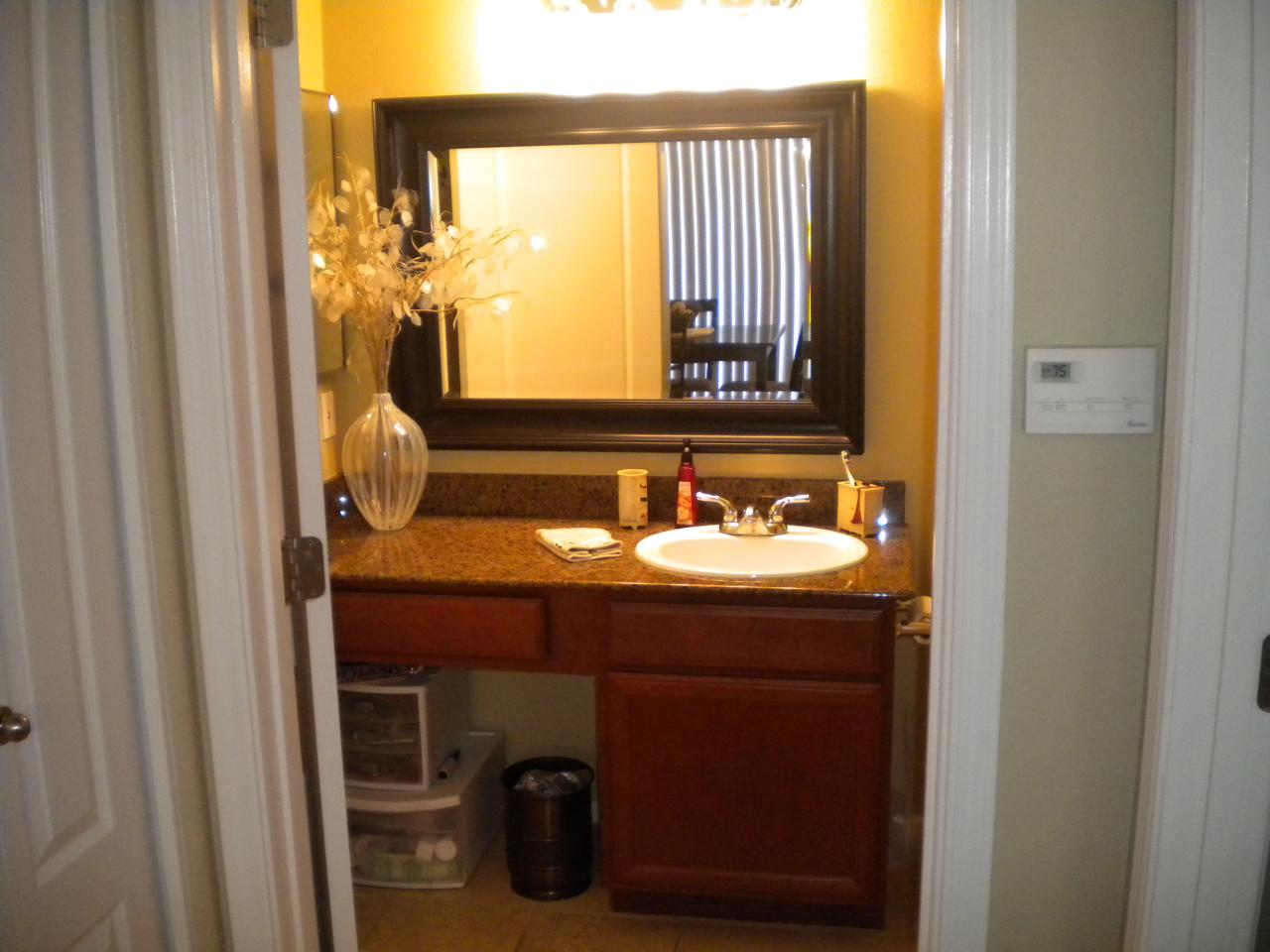 2134 East Broadway Road, Unit 1004 Tempe, AZ 85282 - Photo 7 of 8 Bathroom