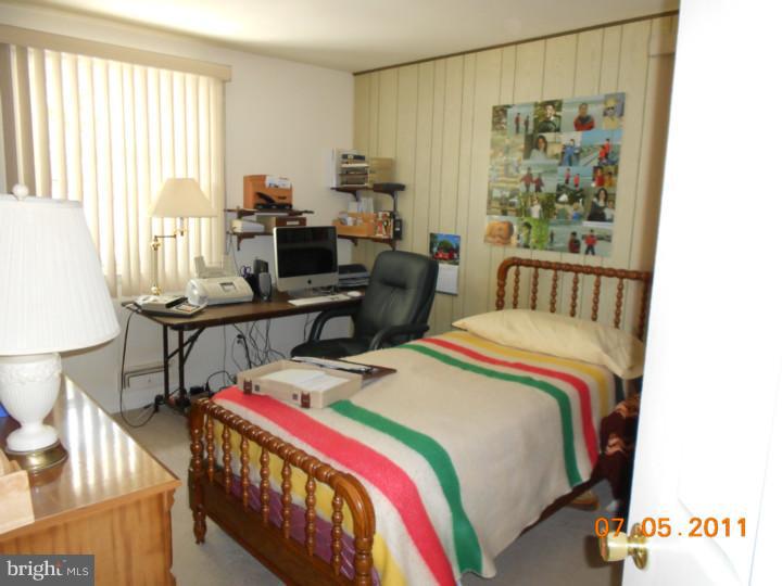 5 Rabbit Run Road Cherry Hill, NJ 08003 - Photo 11 of 13 Gallery Image 11