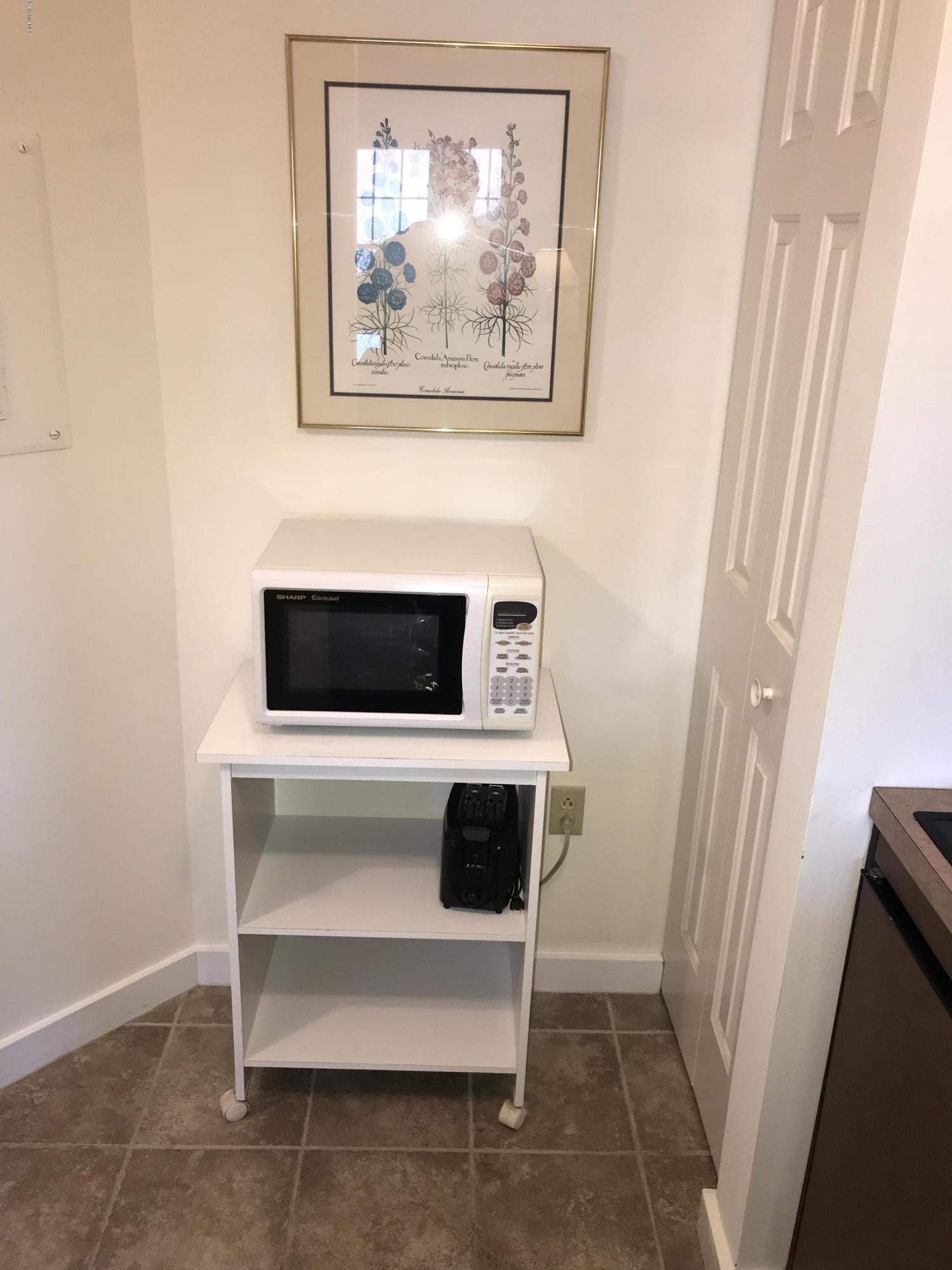 37 Corey Road, Unit 514 Hancock, MA 01237 - Photo 11 of 18 a view of microwave