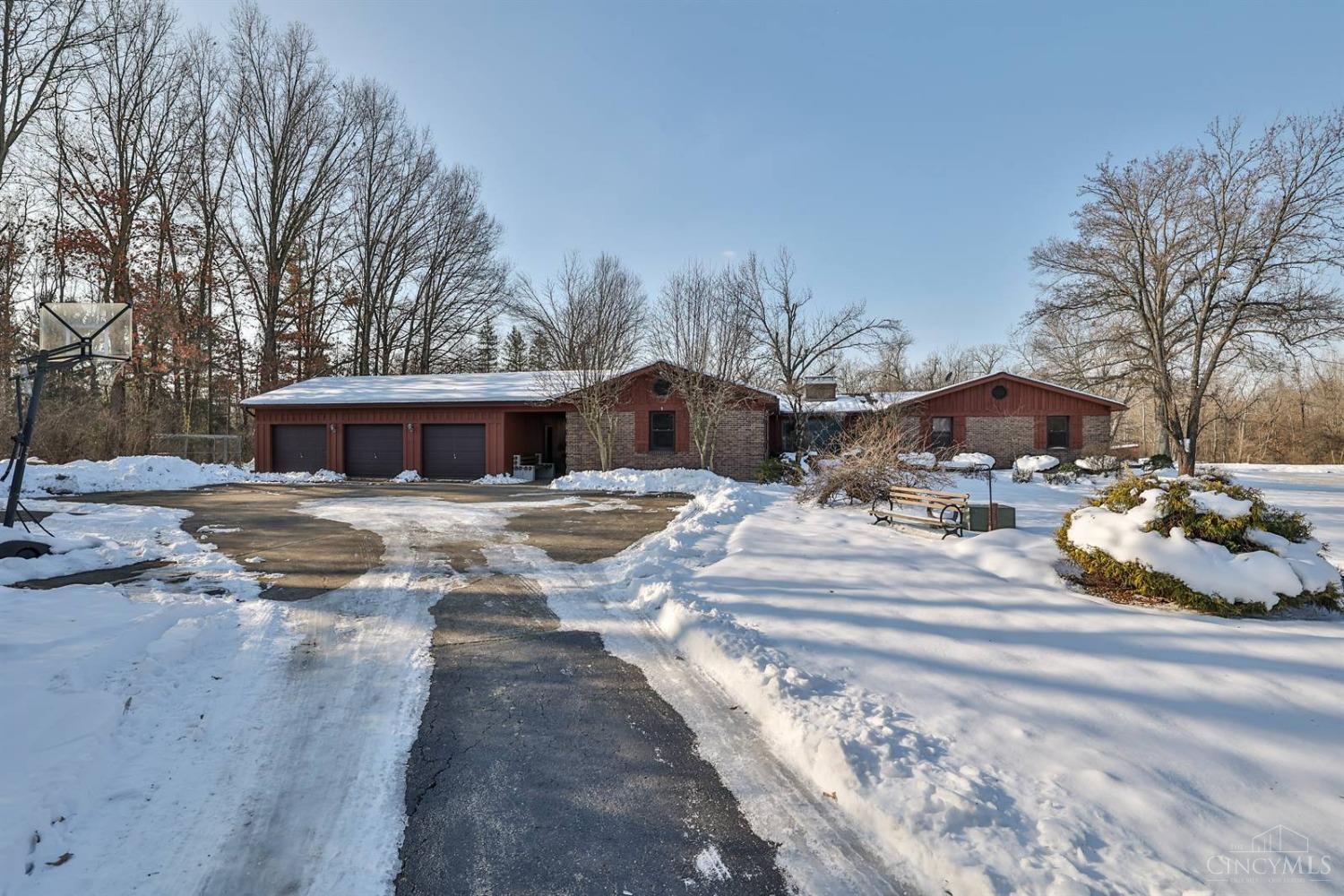 467 Irvin Road Blanchester, OH 45107 - Photo 2 of 52 Gallery Image 2