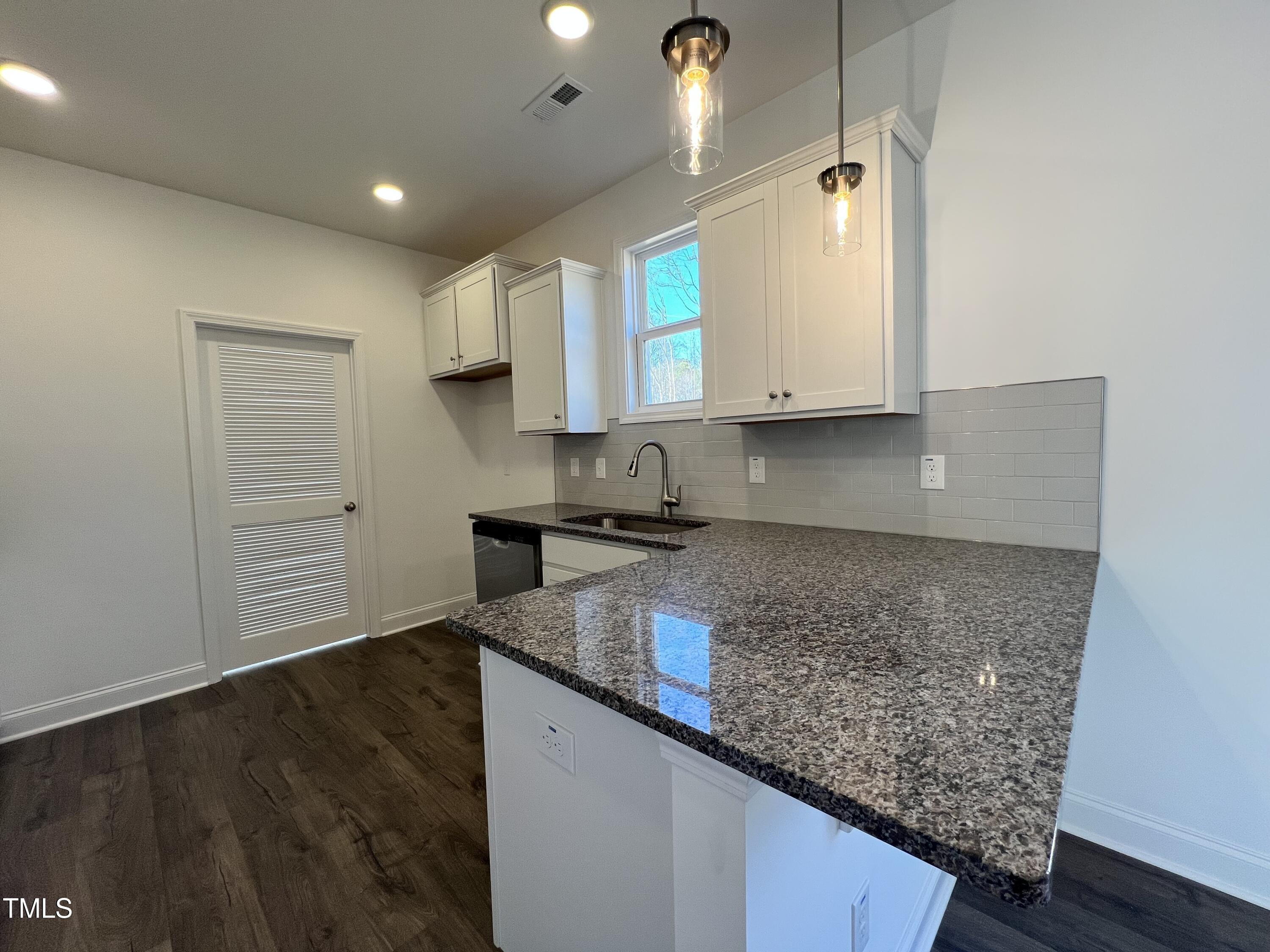 376 Longbow Drive Middlesex, NC 27557 - Photo 4 of 15 Move In Ready!