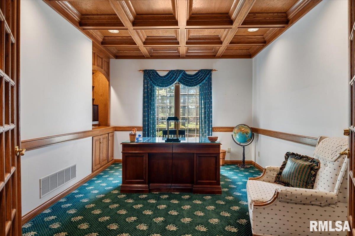 2223 Cardinal Drive Springfield, IL 62704 - Photo 17 of 92