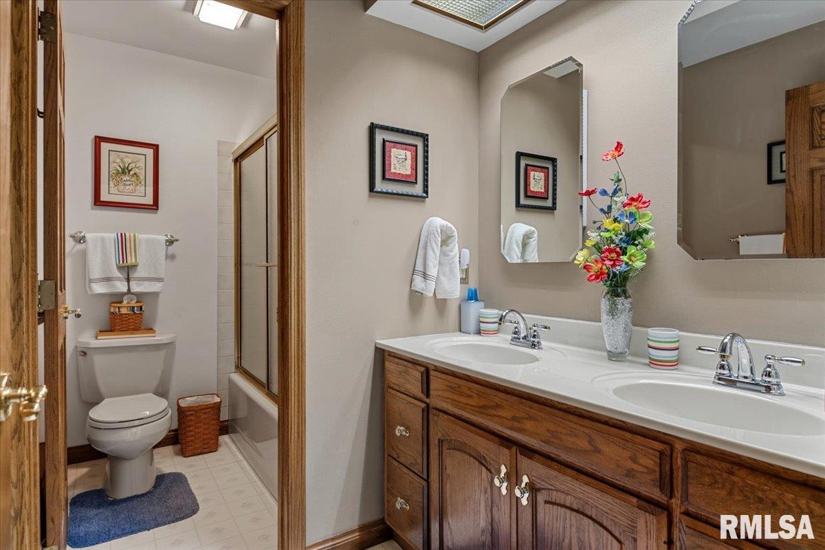 2223 Cardinal Drive Springfield, IL 62704 - Photo 27 of 92