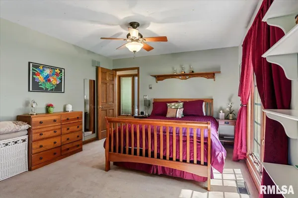 $675,000 | 2223 Cardinal Drive, Springfield, IL 62704