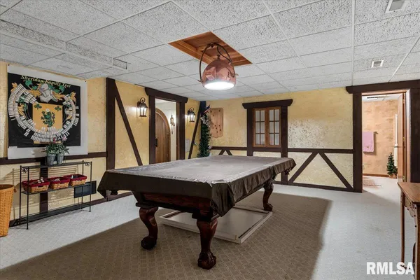 $675,000 | 2223 Cardinal Drive, Springfield, IL 62704