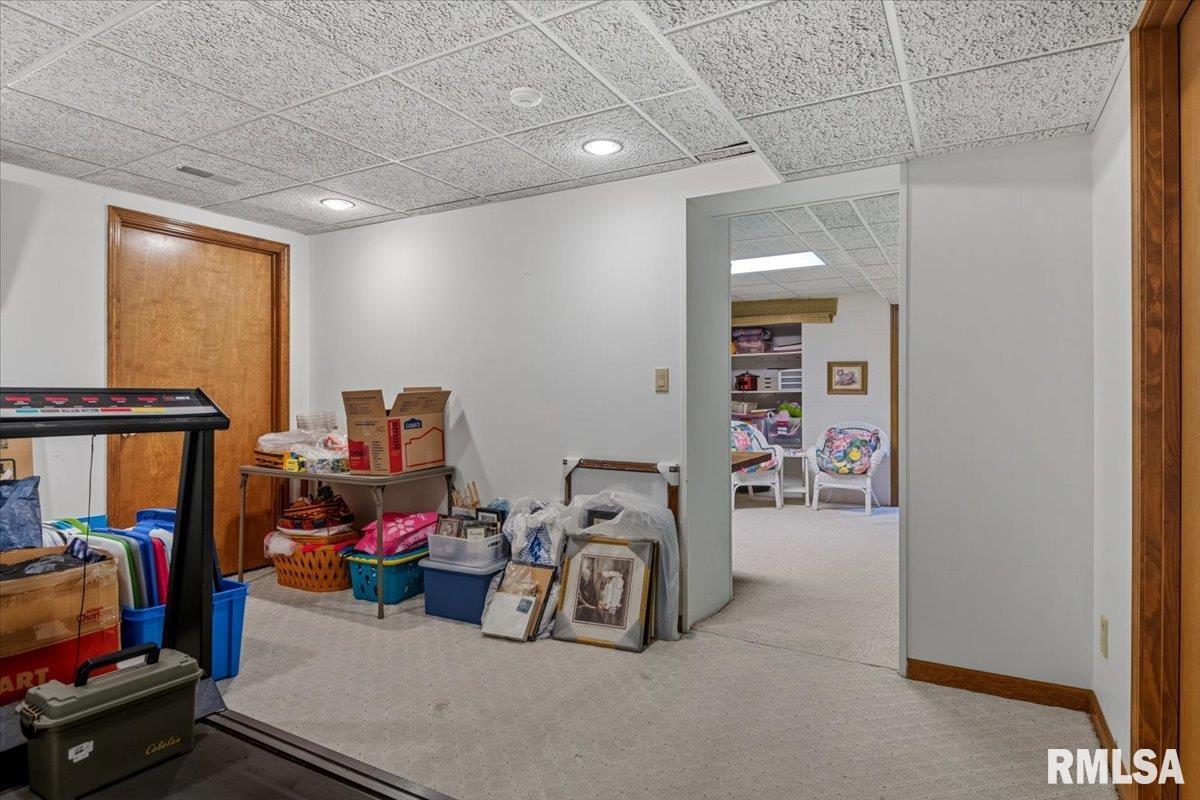 2223 Cardinal Drive Springfield, IL 62704 - Photo 62 of 92