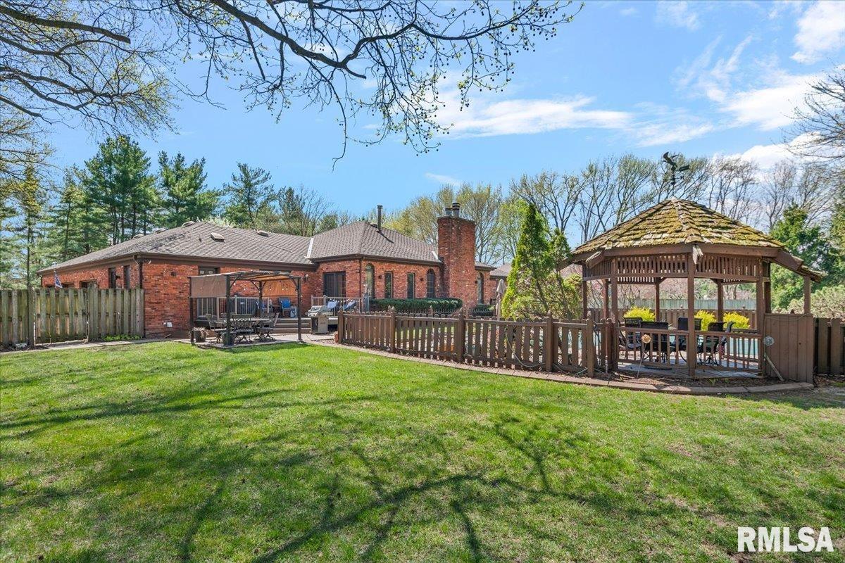 2223 Cardinal Drive Springfield, IL 62704 - Photo 75 of 92