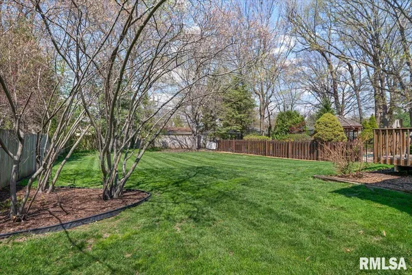 $675,000 | 2223 Cardinal Drive, Springfield, IL 62704