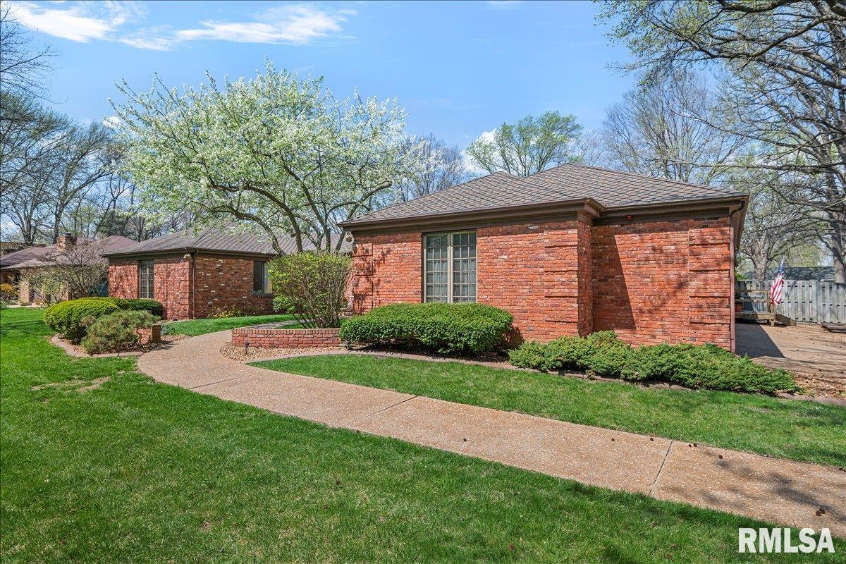 2223 Cardinal Drive Springfield, IL 62704 - Photo 85 of 92