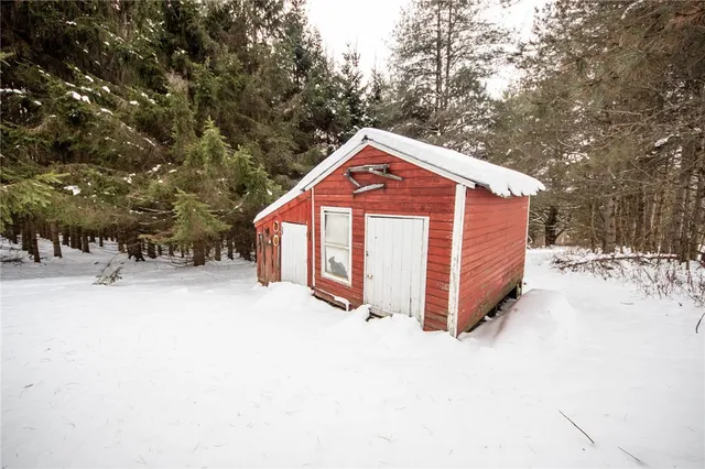 $450,000 | 675 Spurr Street, Columbus, NY 13411