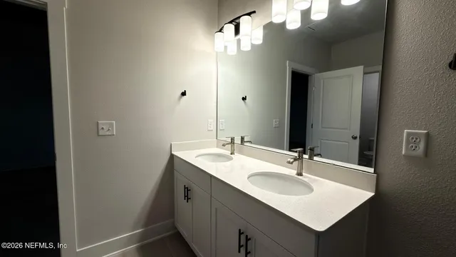 $2,900 | 10065 Element Road, Jacksonville, FL 32256