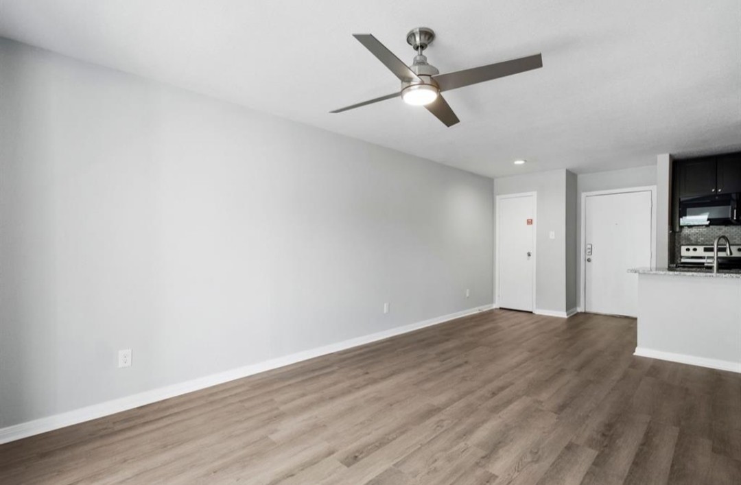 13151 Walden Road, Unit 106 Montgomery, TX 77356 - Photo 5 of 8