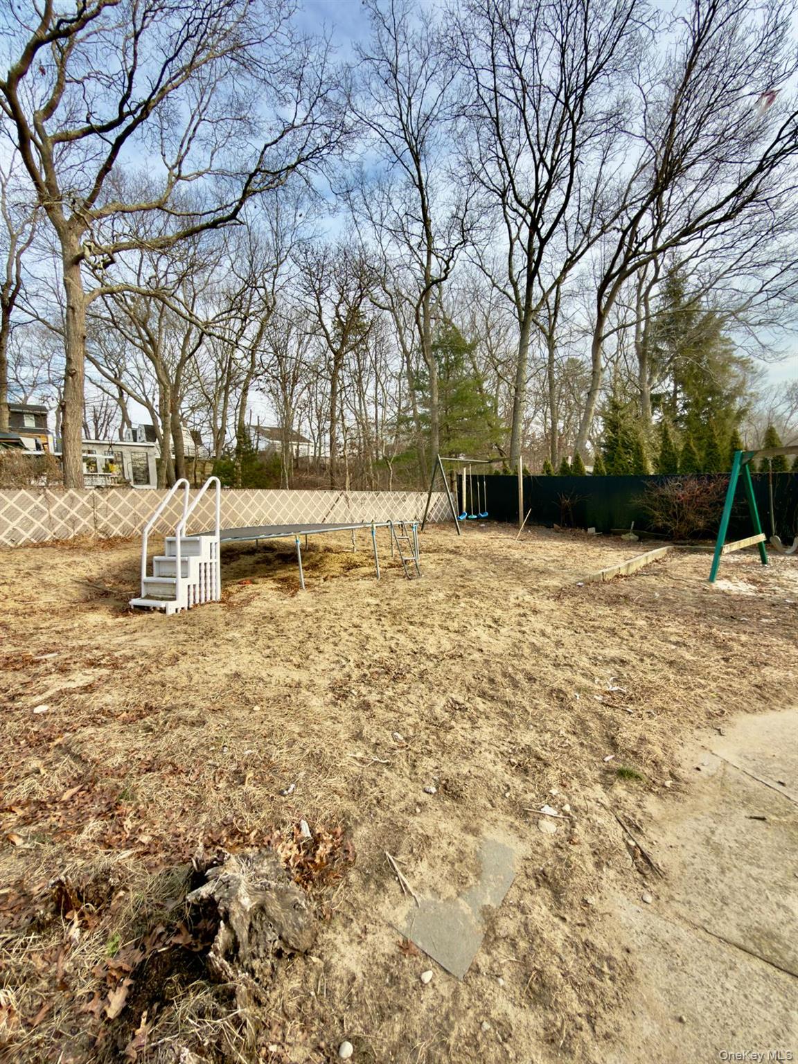 314 River Road Shirley, NY 11967 - Photo 21 of 41