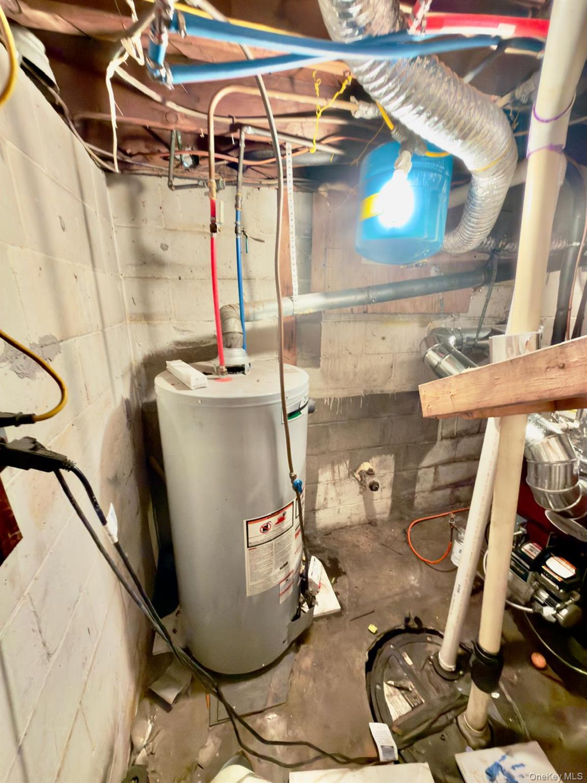 314 River Road Shirley, NY 11967 - Photo 35 of 41