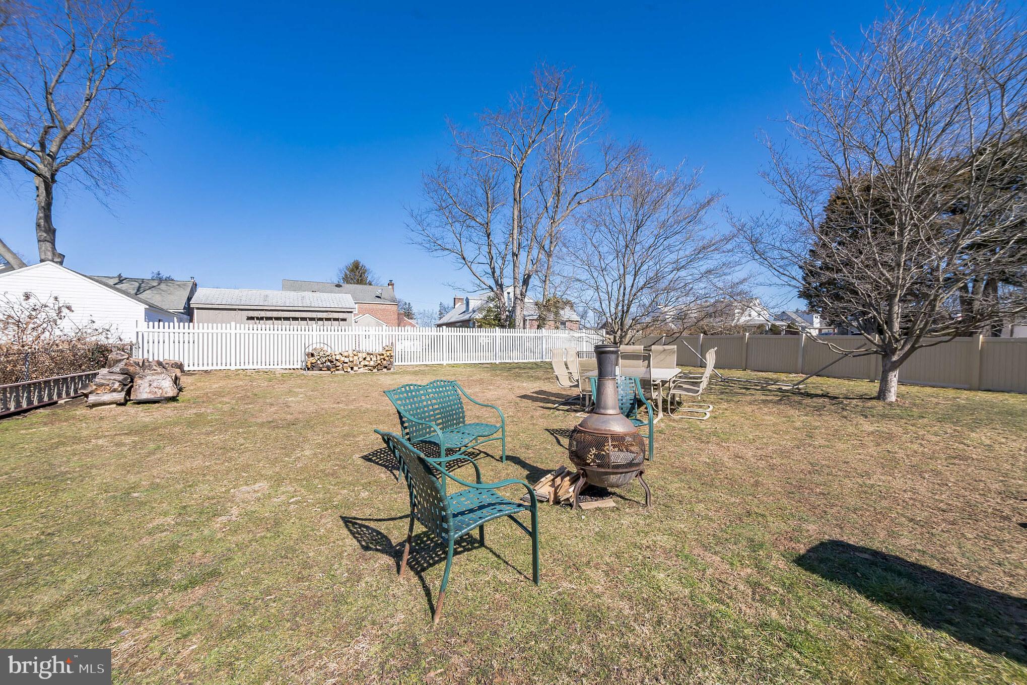 1502 Dorchester Road Havertown, PA 19083 - Photo 25 of 28 Back Yard