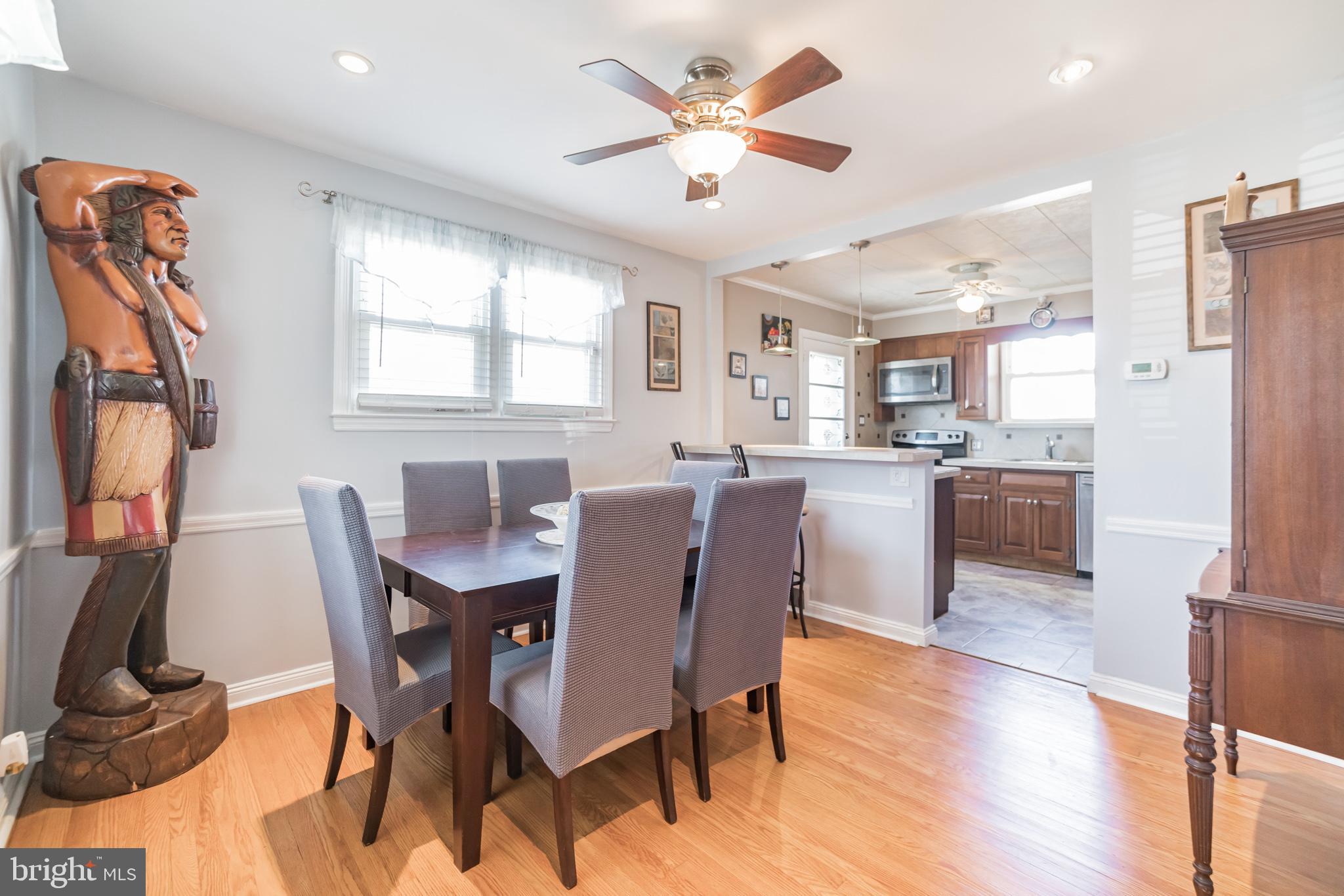 1502 Dorchester Road Havertown, PA 19083 - Photo 9 of 28 Dining Room