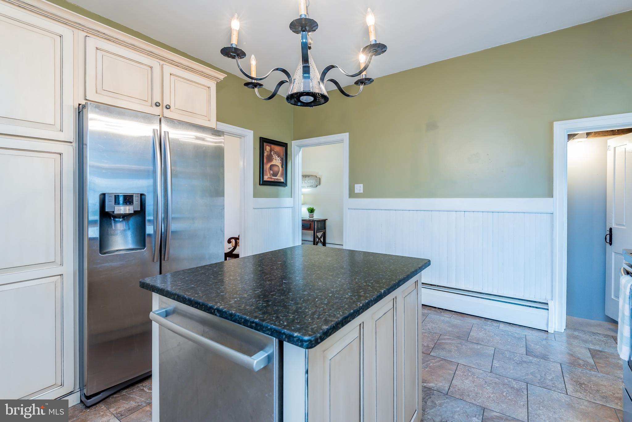 676 Lindsey Road Boiling Springs, PA 17007 - Photo 13 of 41 Granite counter top on island