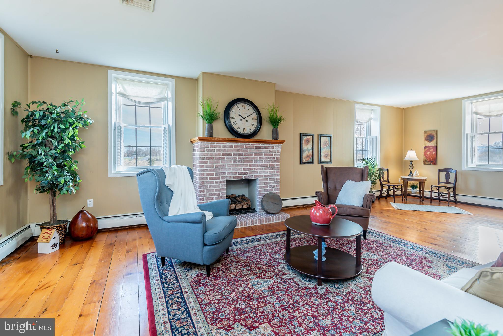 676 Lindsey Road Boiling Springs, PA 17007 - Photo 6 of 41 Very spacious living room for entertaining