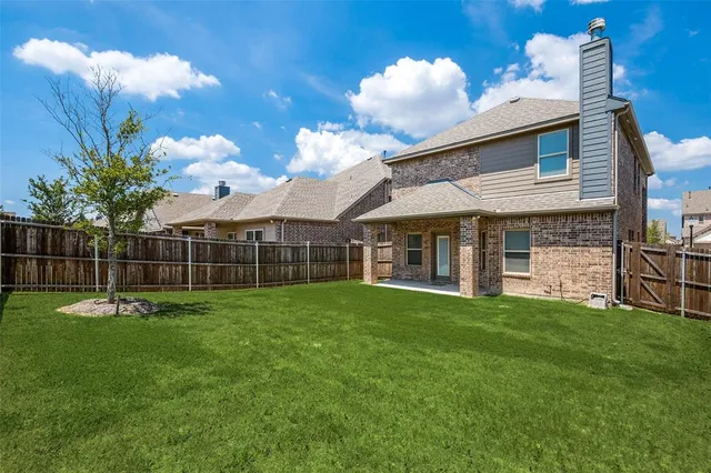$2,400 | 9901 Fox Squirrel Trail, McKinney, TX 75071