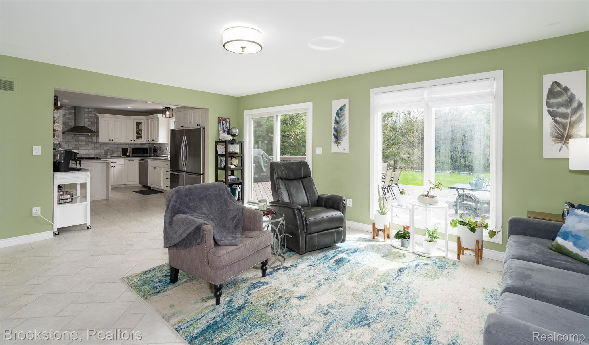 780 East Gunn Road Rochester, MI 48306 - Photo 20 of 56 Light and bright
