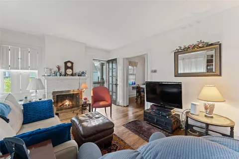 $599,000 | 31 Lynton Place, White Plains, NY 10606