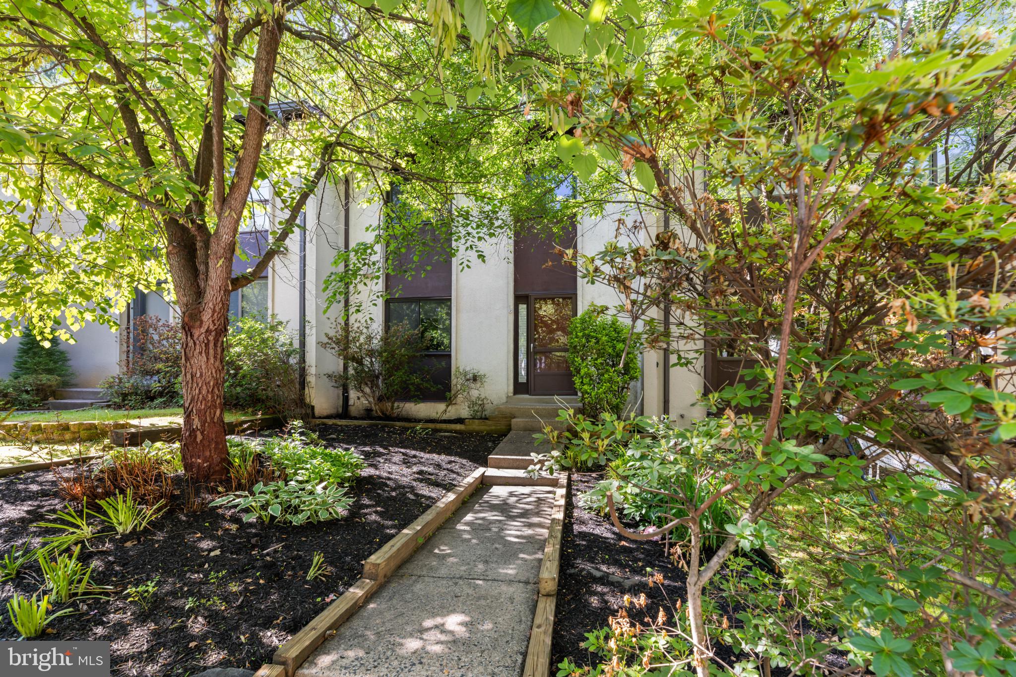 11944 Barrel Cooper Court Reston, VA 20191 - Photo 1 of 23