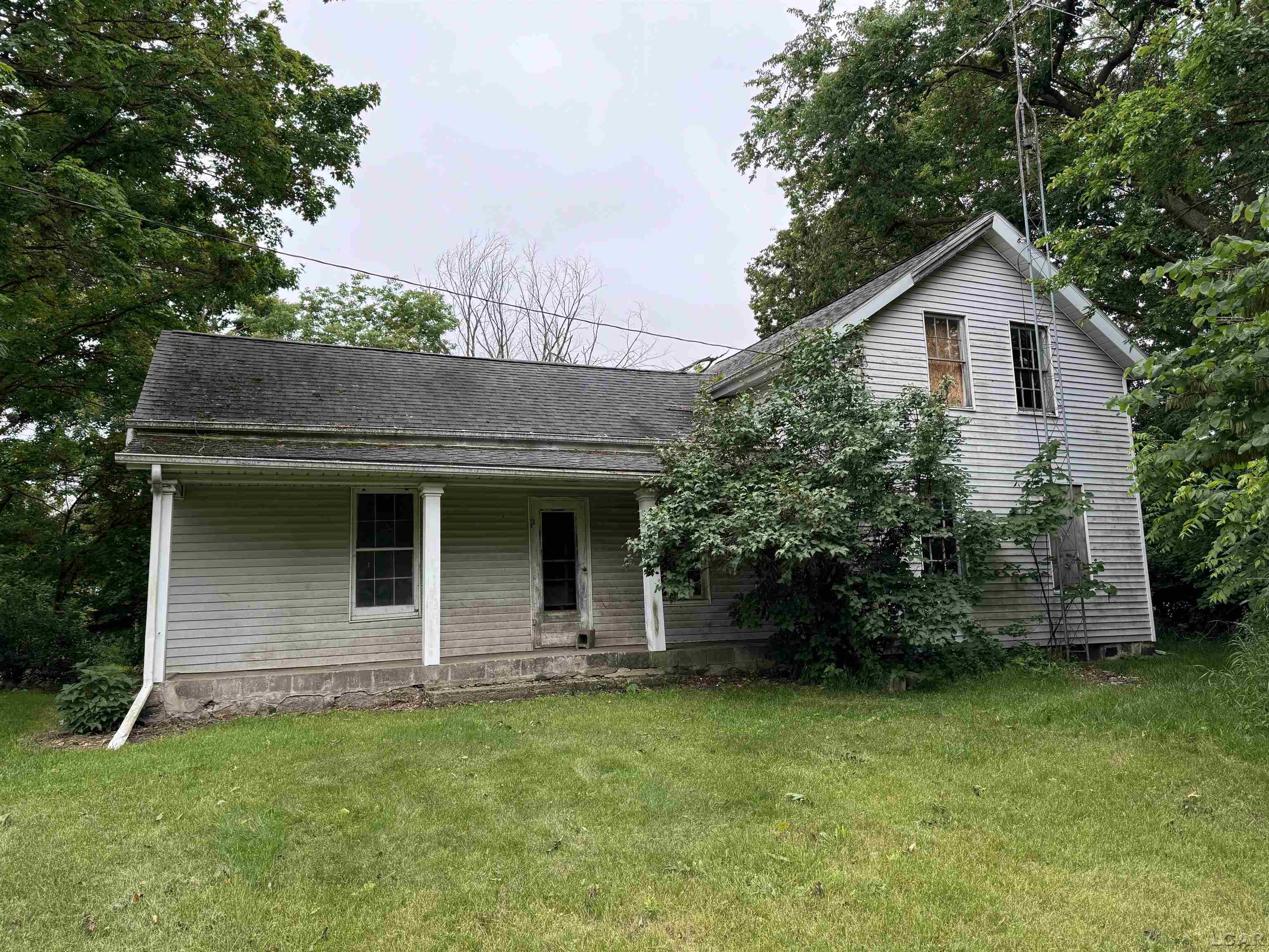 2677 Sutton Road Adrian, MI 49221 - Photo 28 of 30 50145128-22588a90-1bc2-4222-91d3-38d08bbe6ed6.JPG