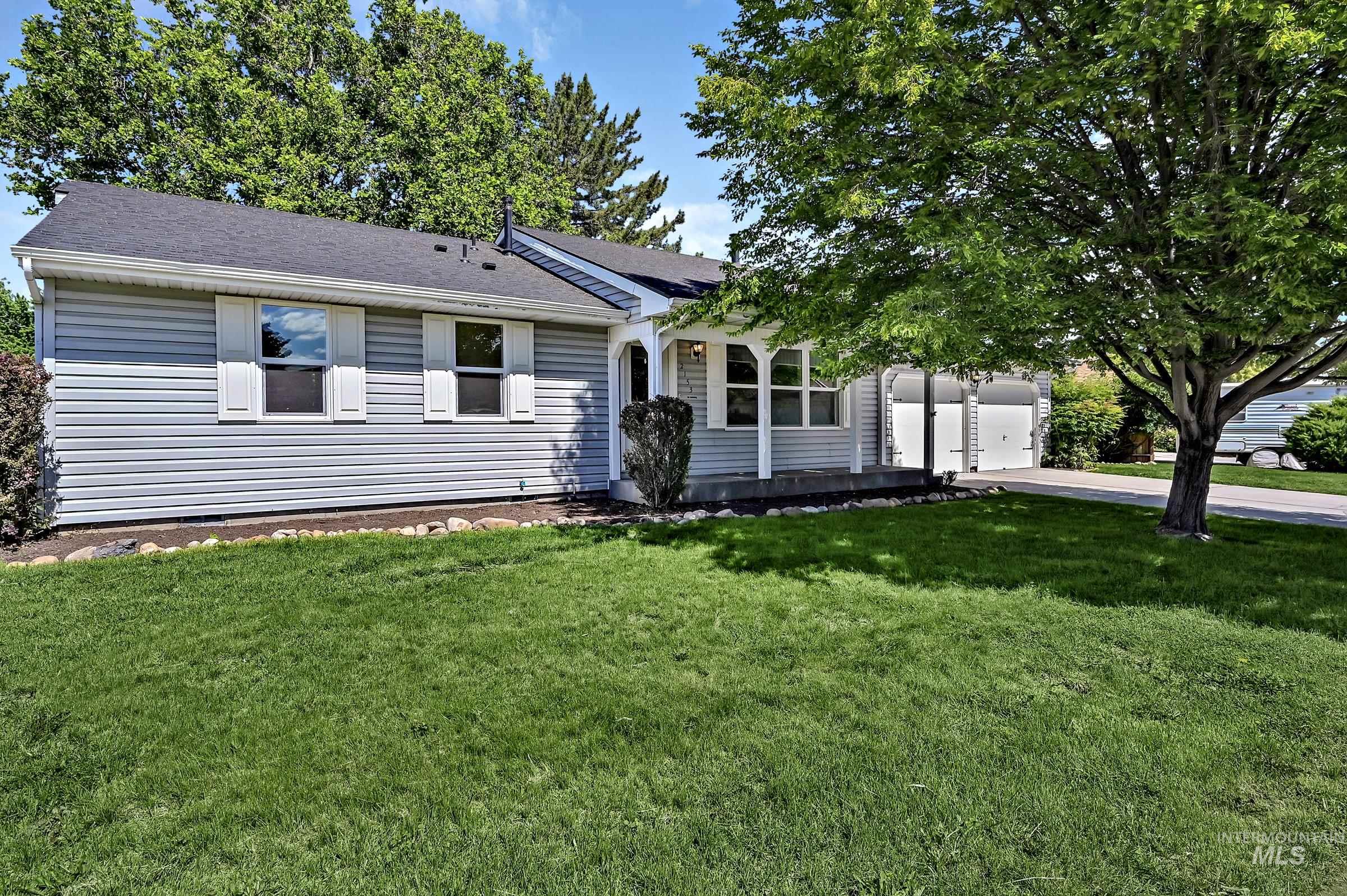 2153 North Leann Way Meridian, ID 83646 - Photo 3 of 24