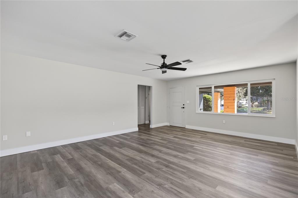 1503 Canal Court Tavares, FL 32778 - Photo 8 of 41