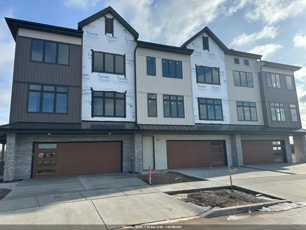 $599,900 | 385 Satori Trail, Kimberly, WI 54136