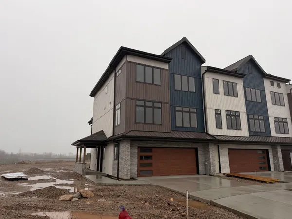 $599,900 | 385 Satori Trail, Kimberly, WI 54136