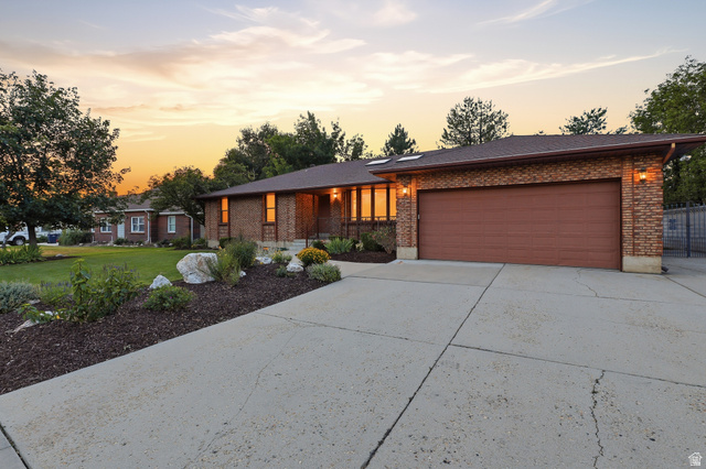 1649 Success Lane Sandy, UT 84092 - Photo 29 of 36