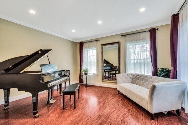 185 Edge Hill Road Sharon, MA 02067 - Photo 4 of 21 Gallery Image 4