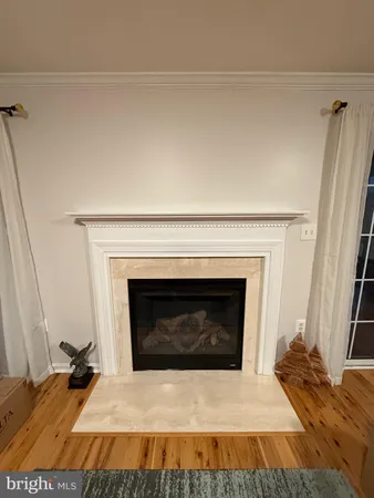 $3,700 | 6117 Donival Square, Alexandria, VA 22315