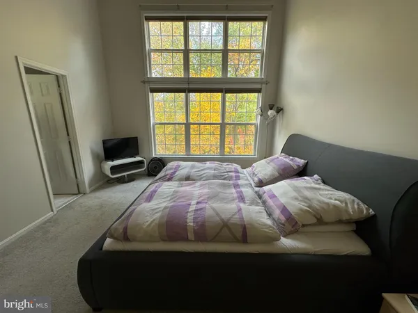 $3,700 | 6117 Donival Square, Alexandria, VA 22315