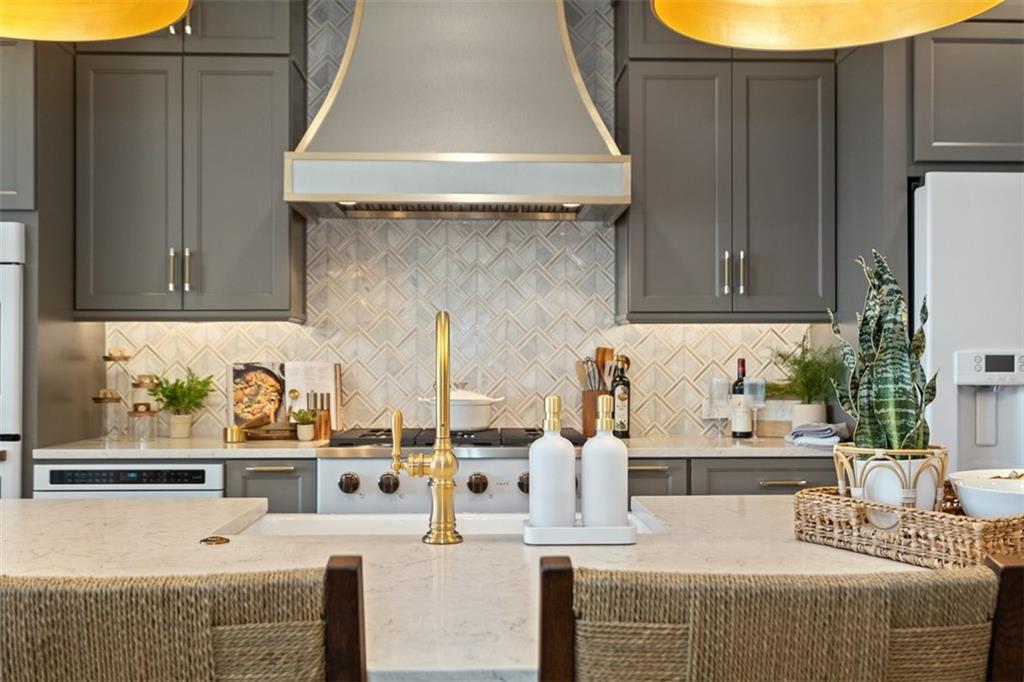 3001 Greeneview Lane Mars, PA 16046 - Photo 6 of 28 a kitchen with stainless steel appliances granite countertop a sink and cabinets