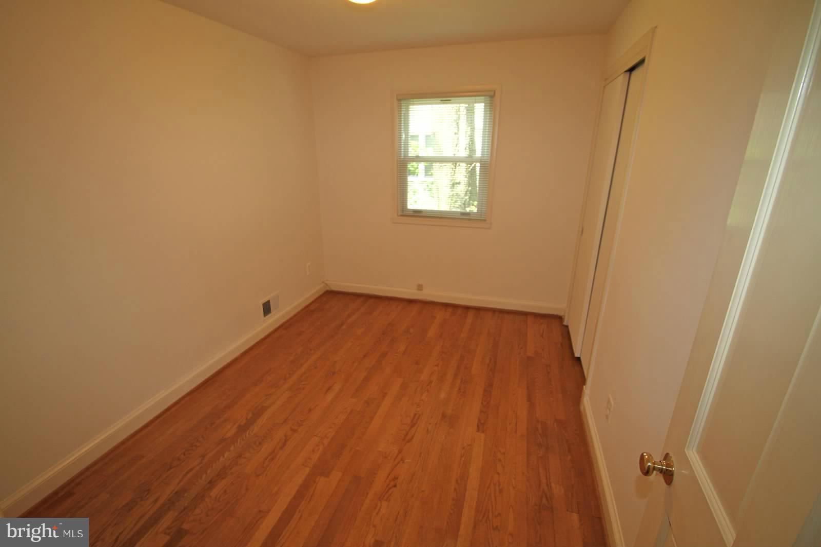 6211 Arkendale Road Alexandria, VA 22307 - Photo 12 of 16 Bedroom (Master)