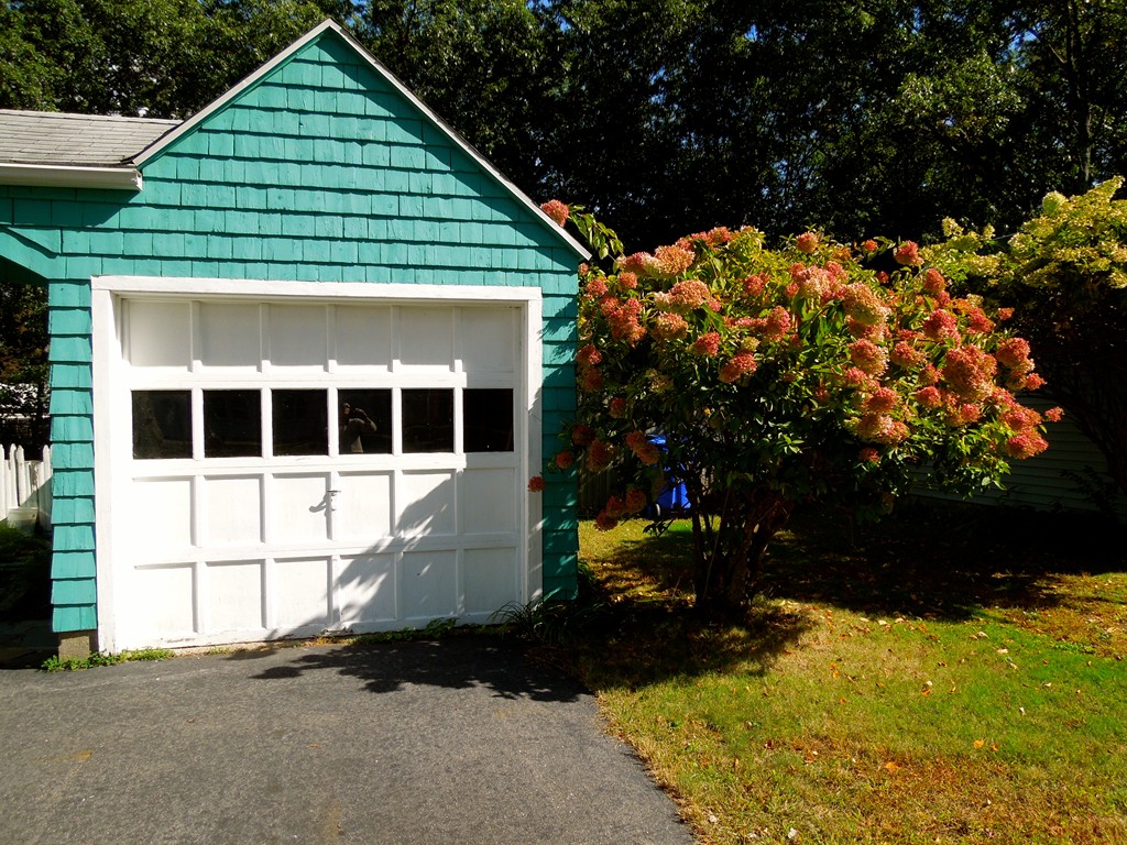 115 Donbray Road Springfield, MA 01119 - Photo 12 of 14 Gallery Image 12