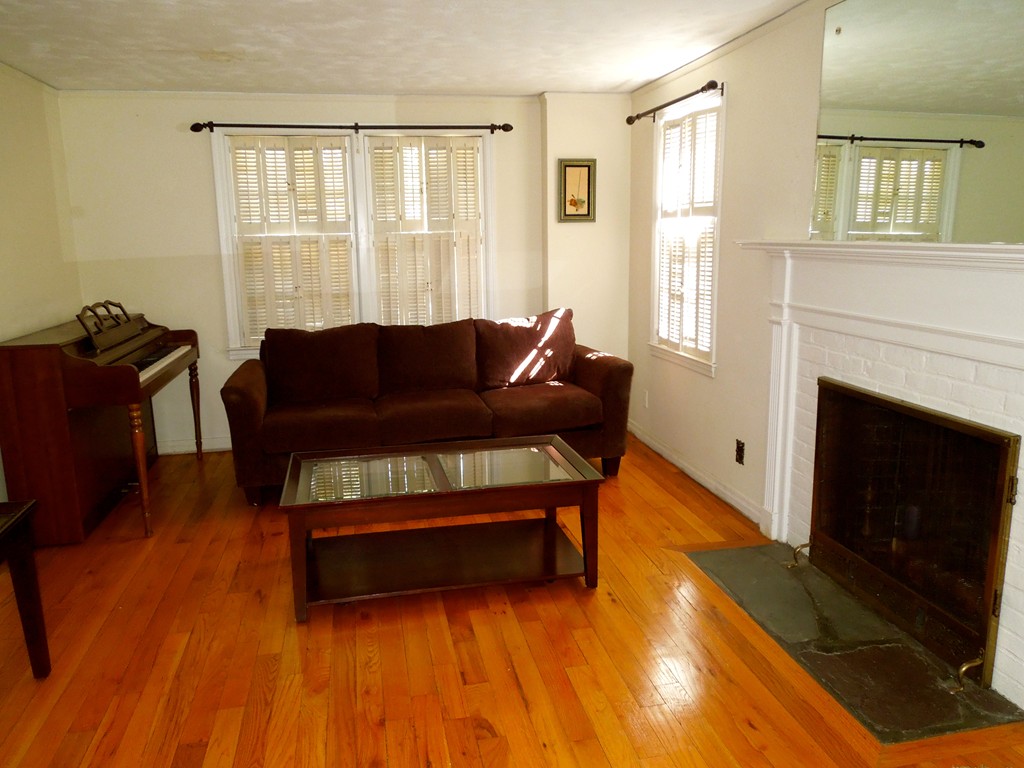 115 Donbray Road Springfield, MA 01119 - Photo 2 of 14 Gallery Image 2