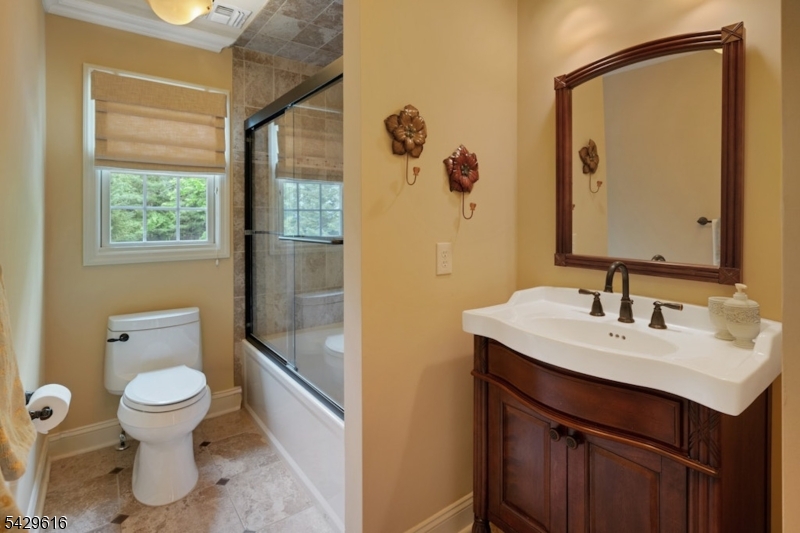 22 Mt Airy Road Bernardsville, NJ 07924 - Photo 9 of 16