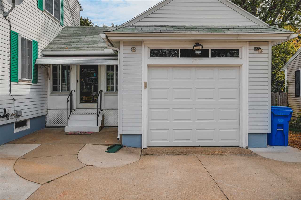 322 South Mammoth Road Manchester, NH 03109 - Photo 5 of 40 Gallery Image 5