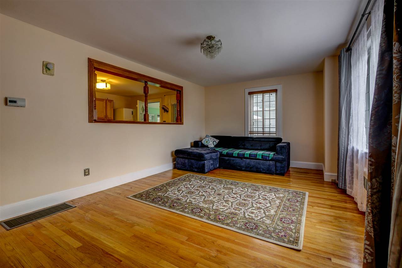 322 South Mammoth Road Manchester, NH 03109 - Photo 6 of 40 Gallery Image 6