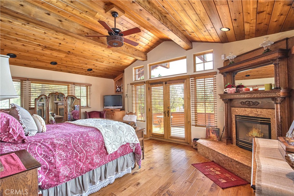 58111 Bonita Vista Road Mountain Center, CA 92561 - Photo 24 of 75 Main Floor Primary Suite