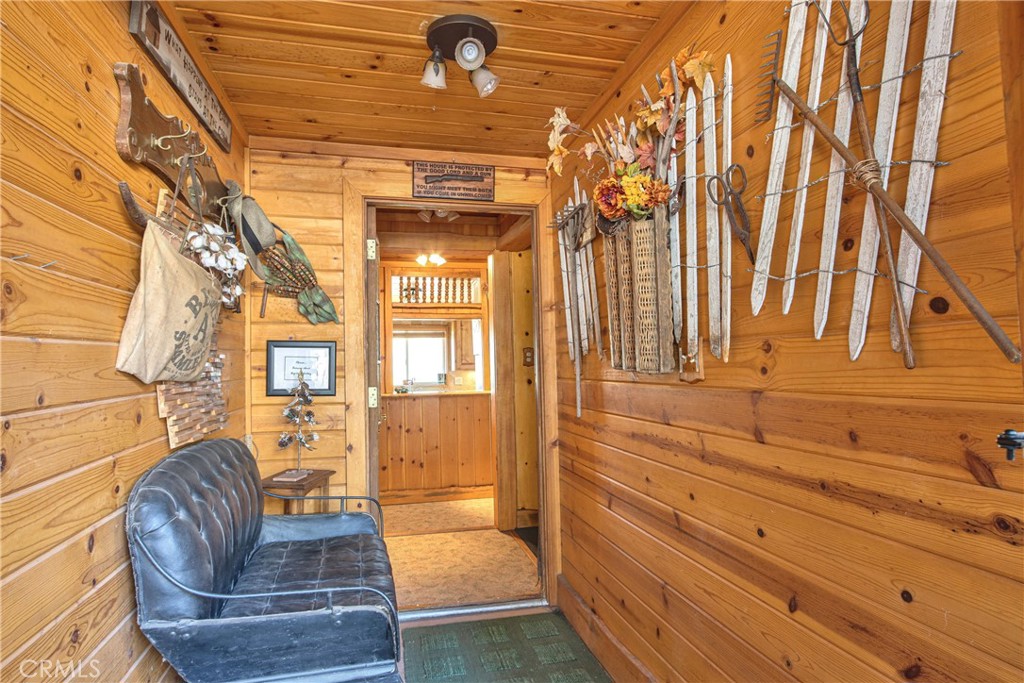 58111 Bonita Vista Road Mountain Center, CA 92561 - Photo 45 of 75 Entry / Mudroom leading into Cabin #2