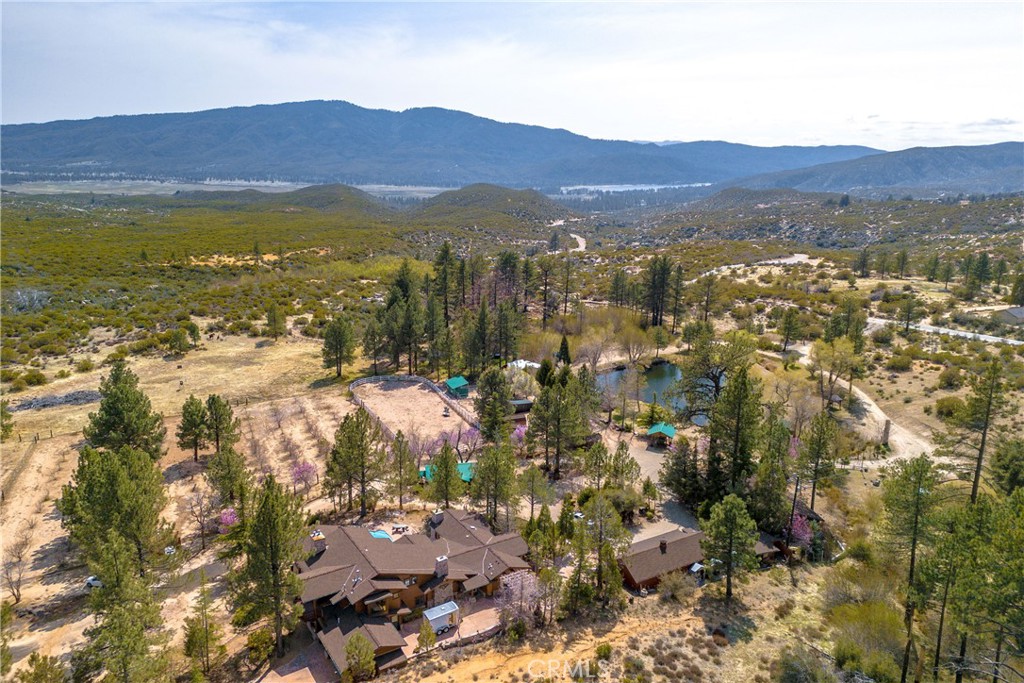 58111 Bonita Vista Road Mountain Center, CA 92561 - Photo 5 of 75 a view of city and mountain