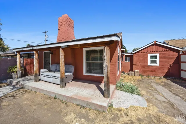 a view of a house with a patio